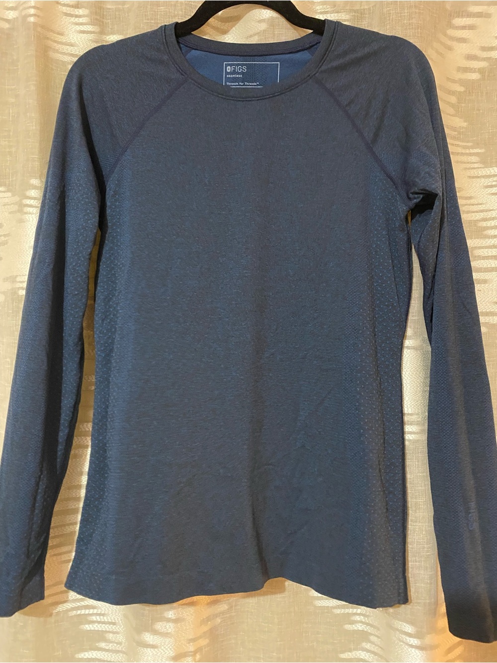 FIGS womens Long-Sleeve Navy underscrub medium